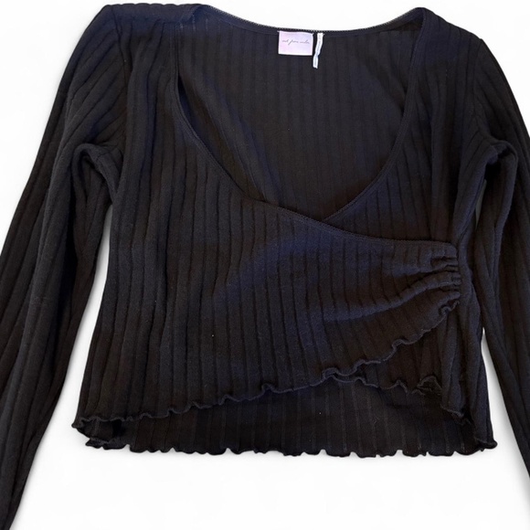 Out from under soft Black ribbed crop top with slit long sleeves - Picture 1 of 3
